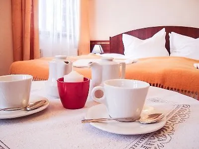 Bily Kun Hotel 3*